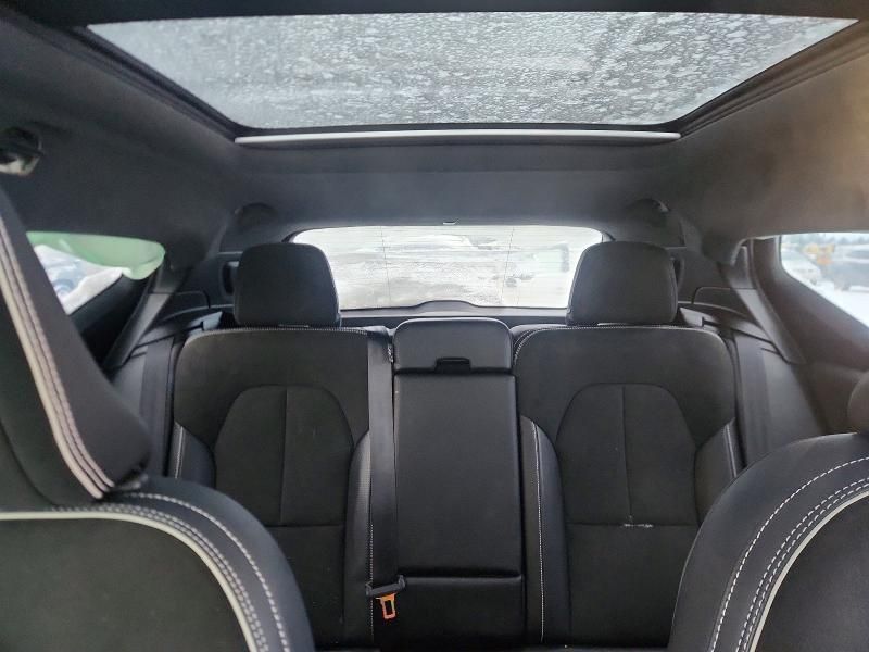 2020 Volvo Xc40 T5 R-design