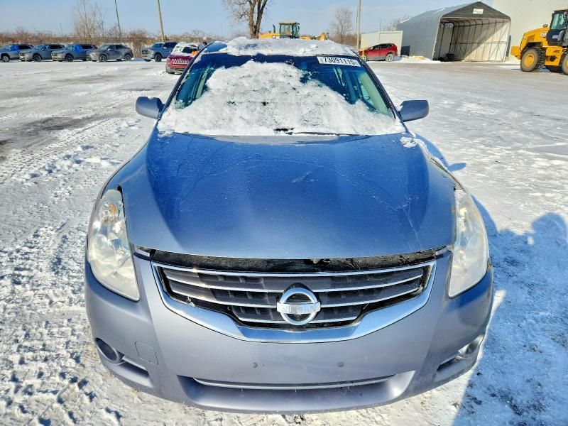 2010 Nissan Altima Base