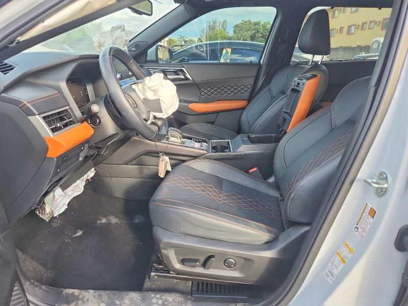 2024 Mitsubishi Outlander sel