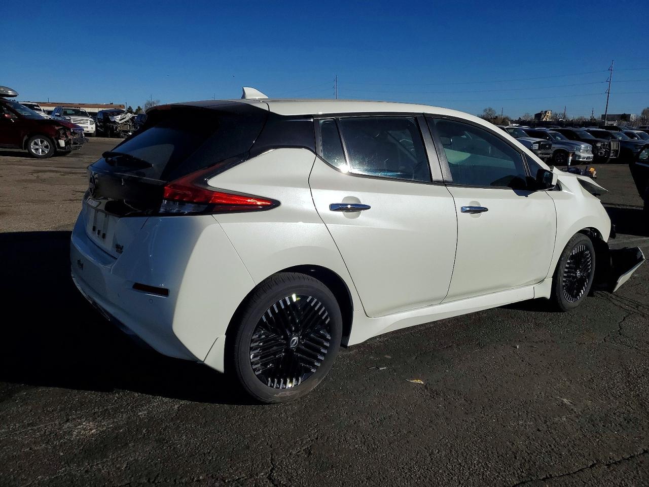 2025 Nissan Leaf sv Plus