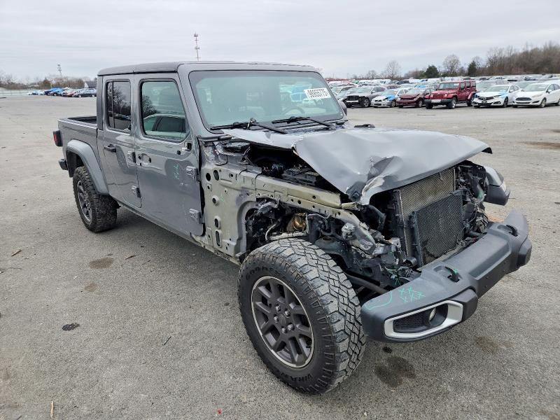 2021 Jeep Gladiator Overland