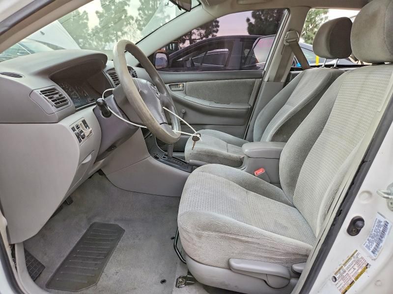 2005 Toyota Corolla ce