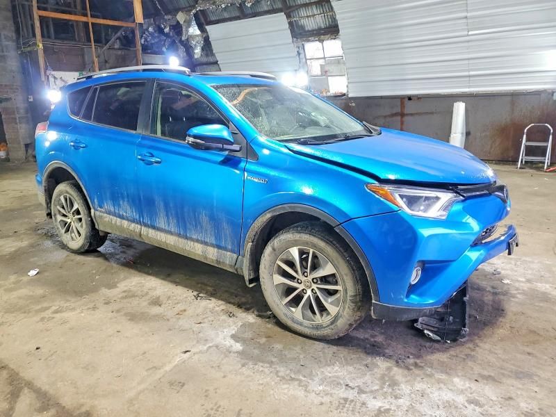 2017 Toyota Rav4 hv le