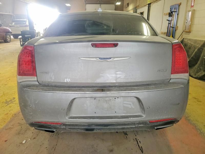 2018 Chrysler 300 Limited