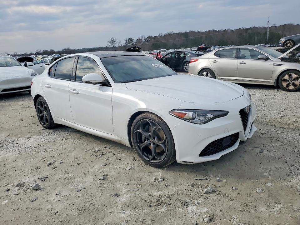 2018 Alfa Romeo Giulia ti