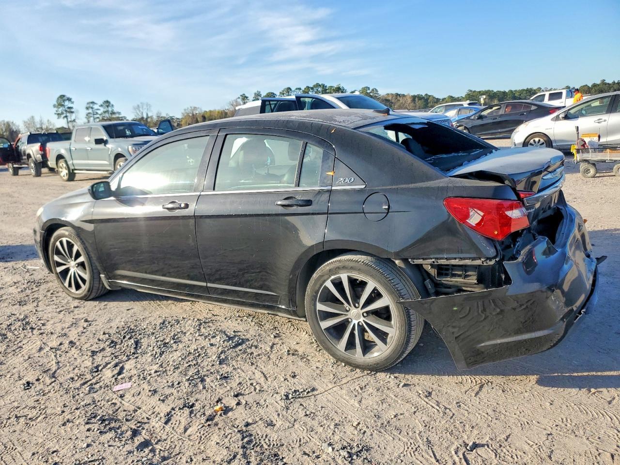 2012 Chrysler 200 s