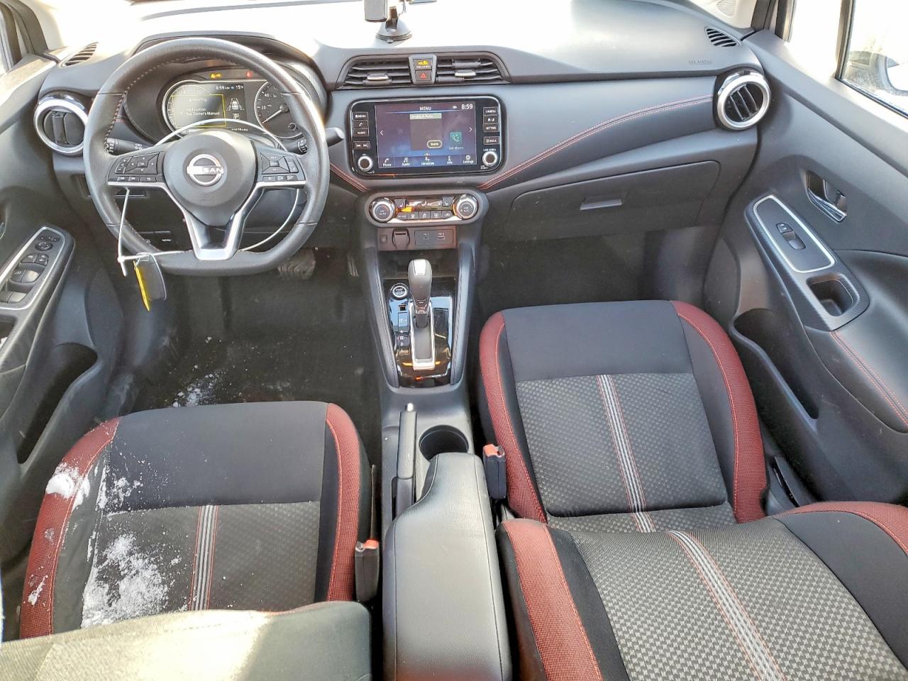 2024 Nissan Versa sr