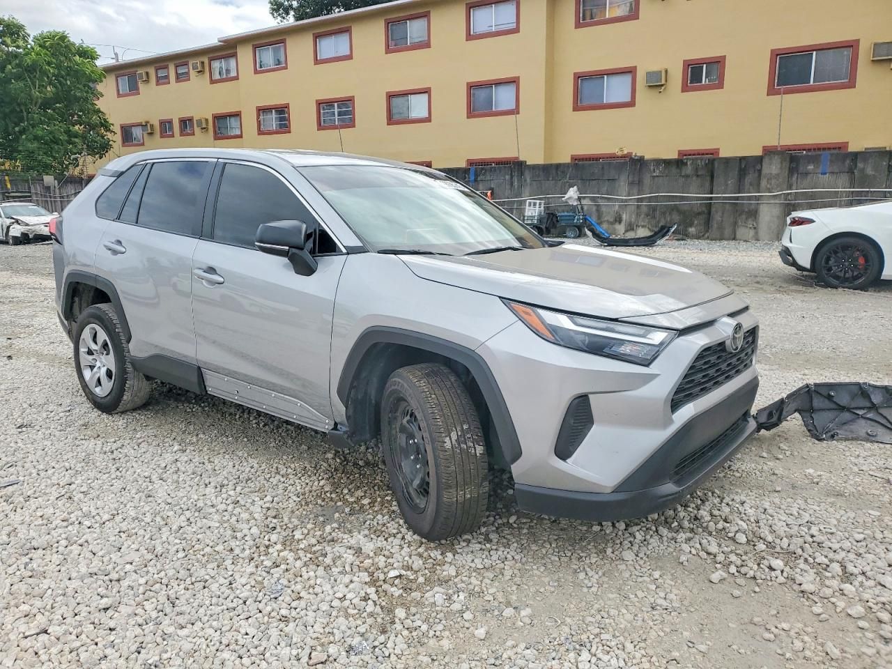 2025 Toyota Rav4 le