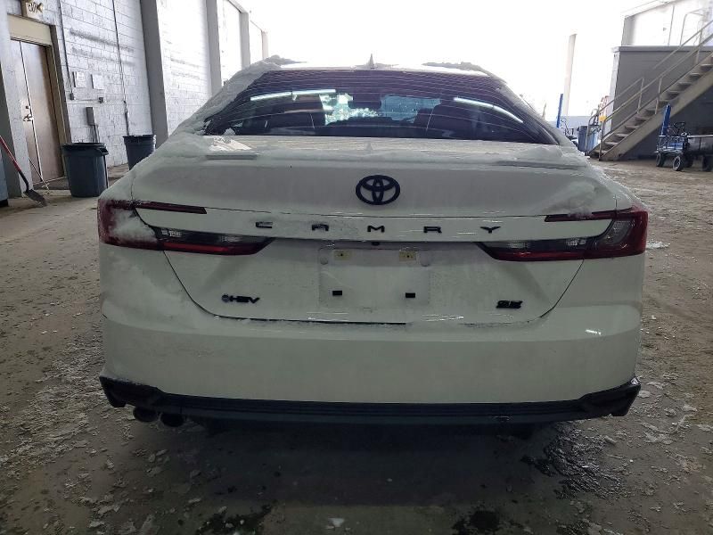 2026 Toyota Camry se