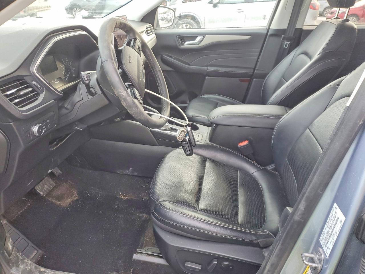 2022 Ford Escape sel