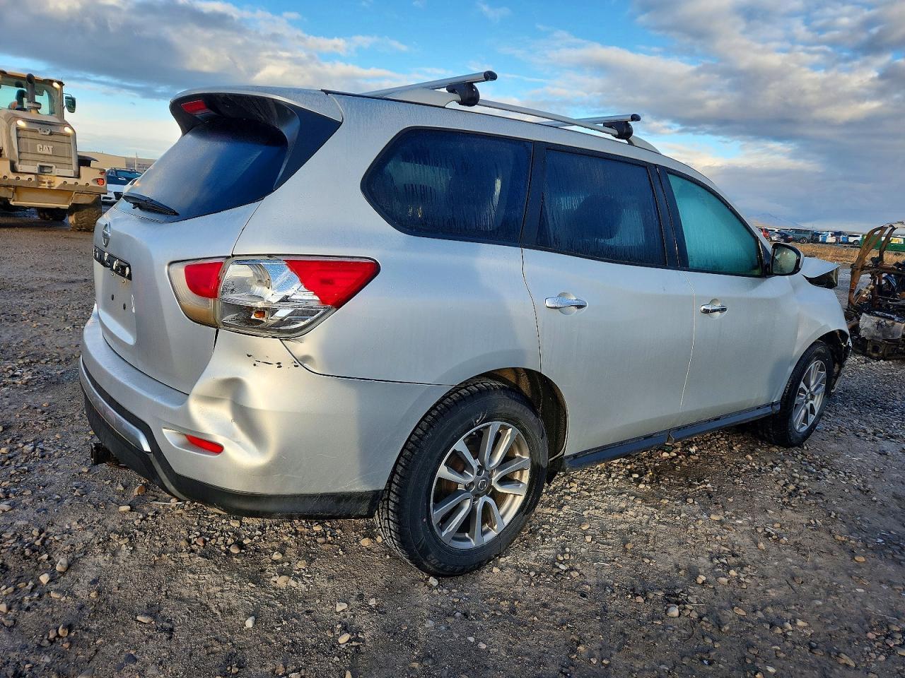 2016 Nissan Pathfinder s