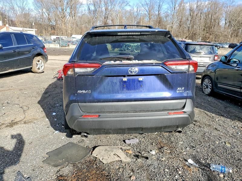 2025 Toyota Rav4 xle