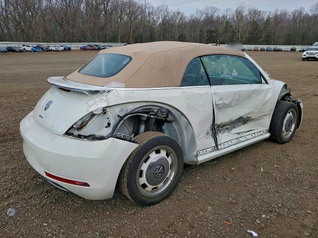 2018 Volkswagen Beetle s