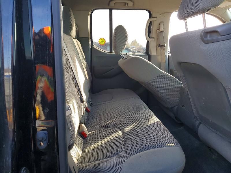 2012 Nissan Frontier s