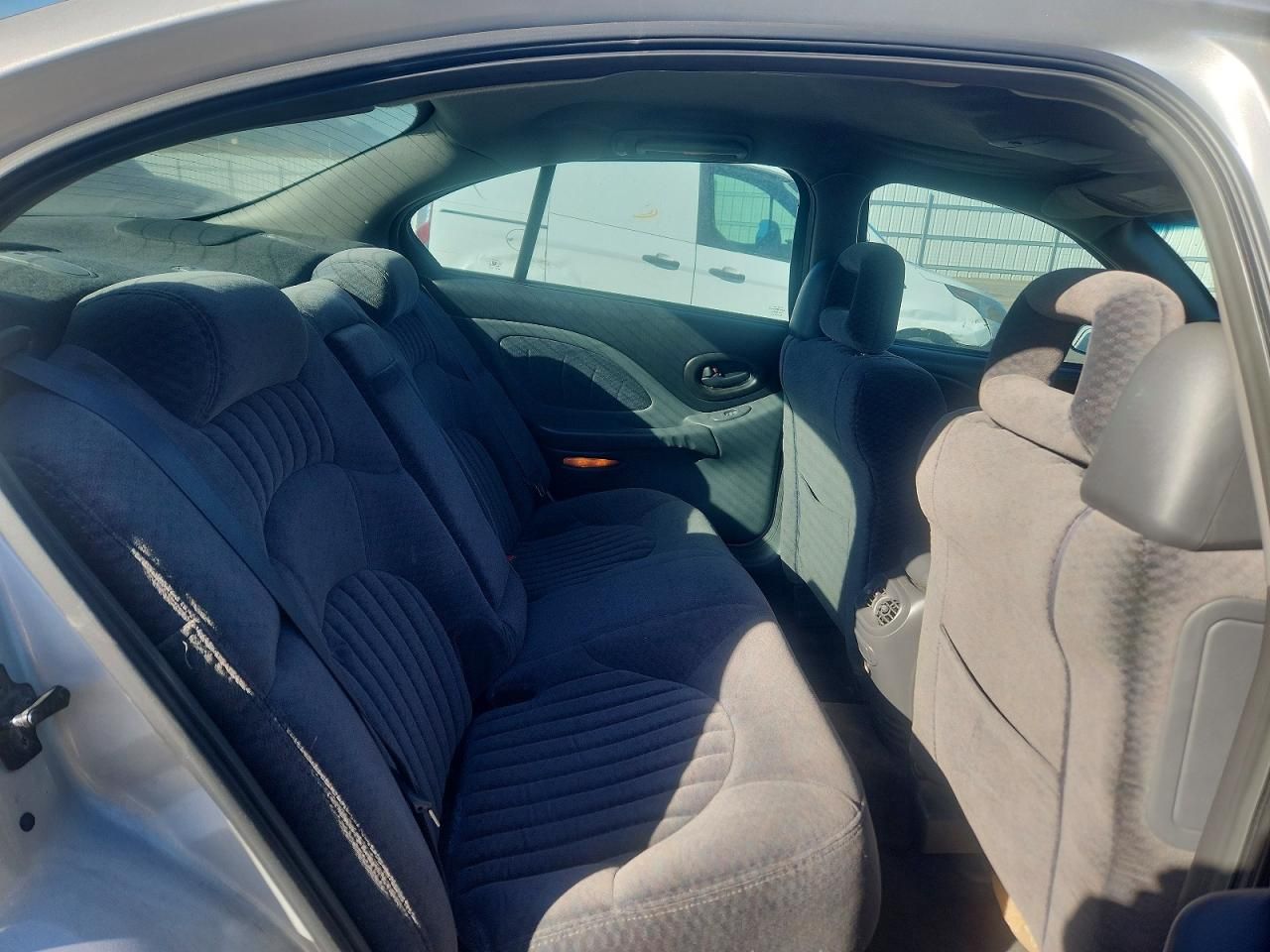 2000 Pontiac Bonneville se