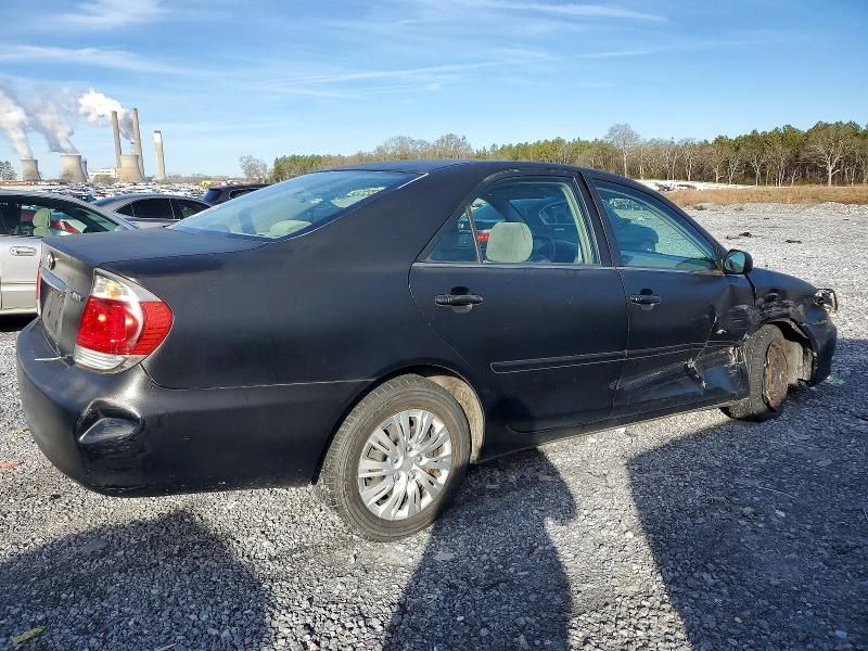 2005 Toyota Camry le