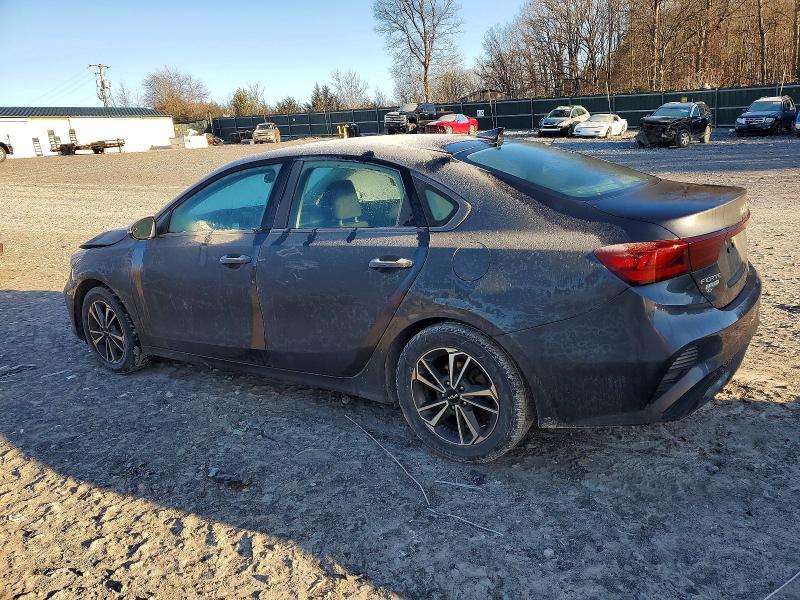 2022 KIA Forte fe