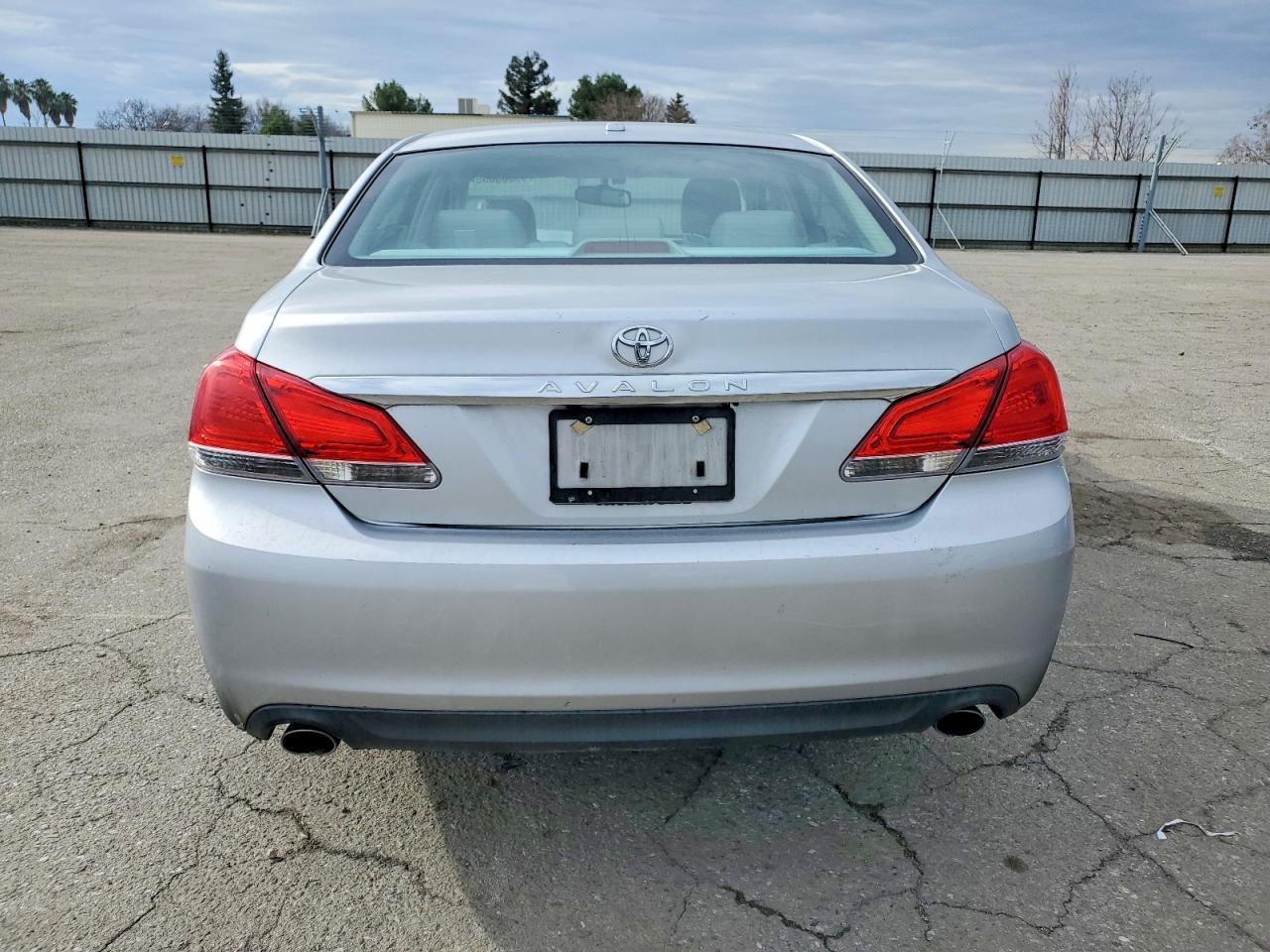 2011 Toyota Avalon Base