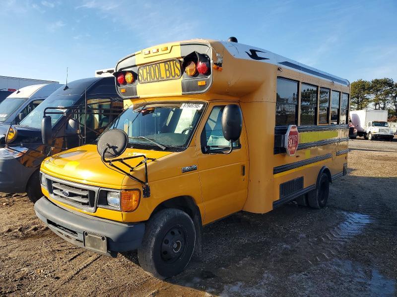 2006 Ford Econoline E450 Super Duty Cutaway van