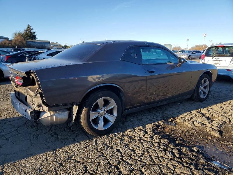 2017 Dodge Challenger sxt