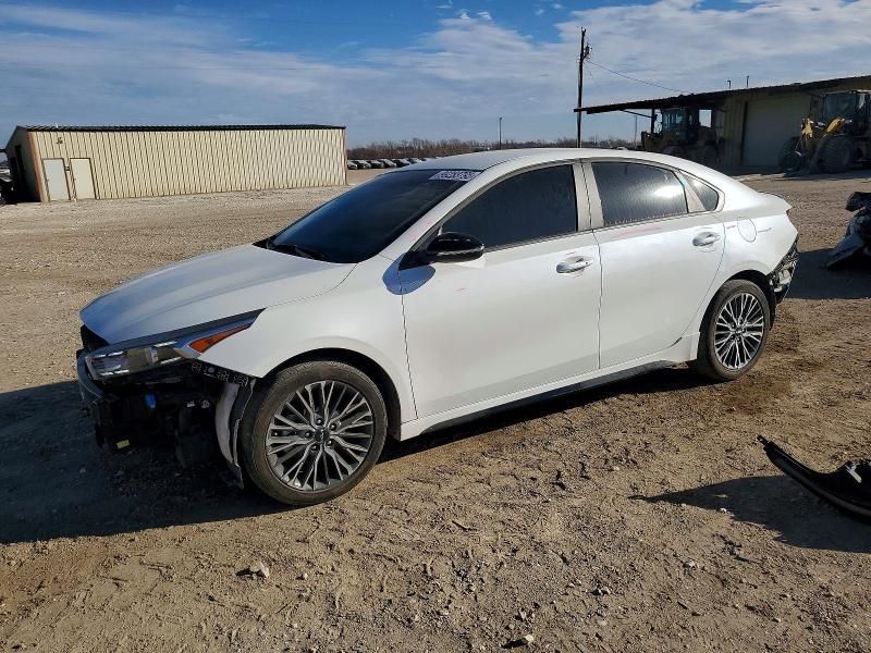 2024 KIA Forte gt Line