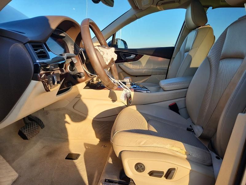 2017 Audi Q7 Premium Plus