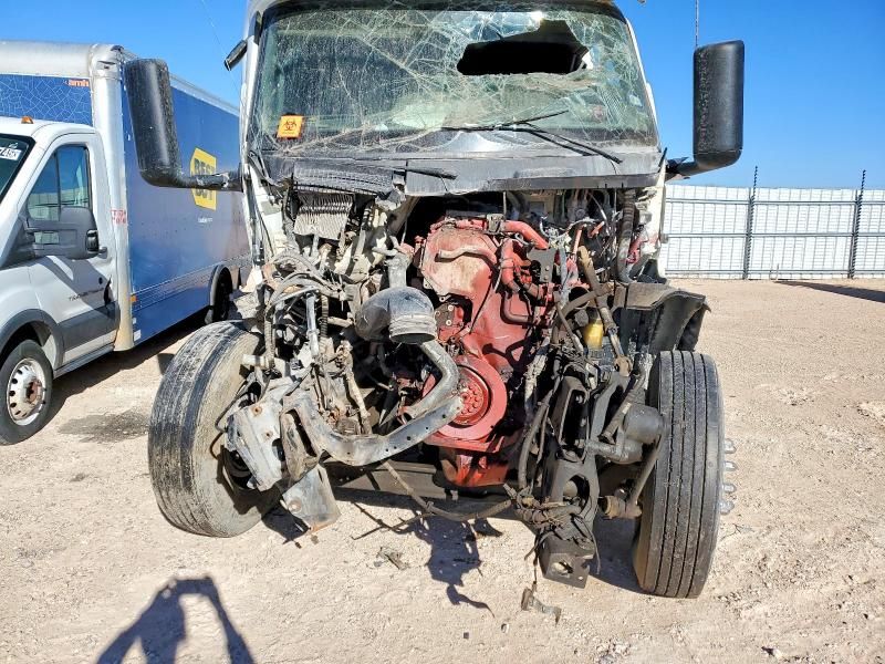 2018 International LT625 Semi Truck