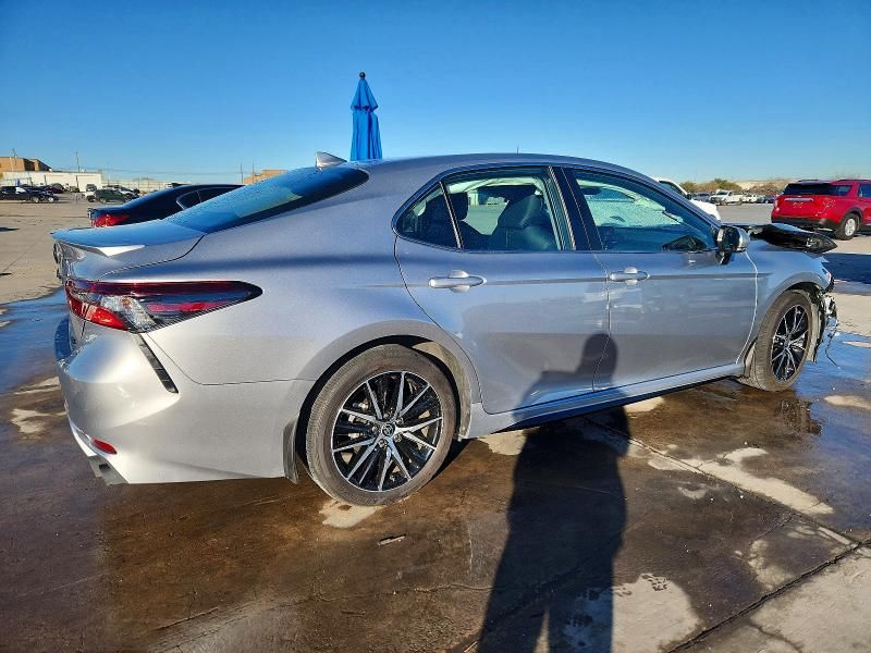 2024 Toyota Camry se Night Shade