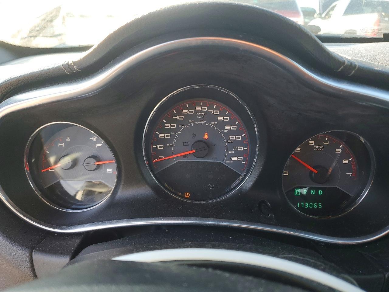 2014 Dodge Avenger se