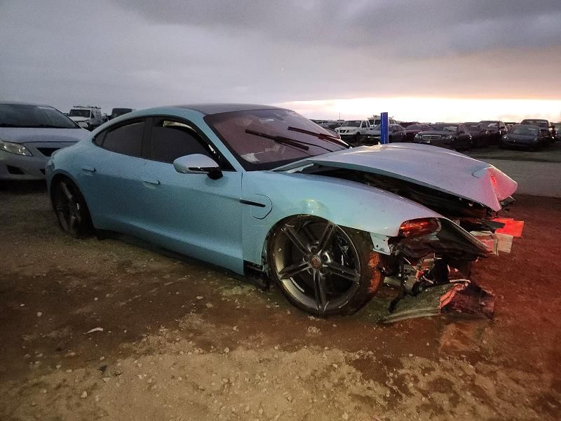 2023 Porsche Taycan Turbo