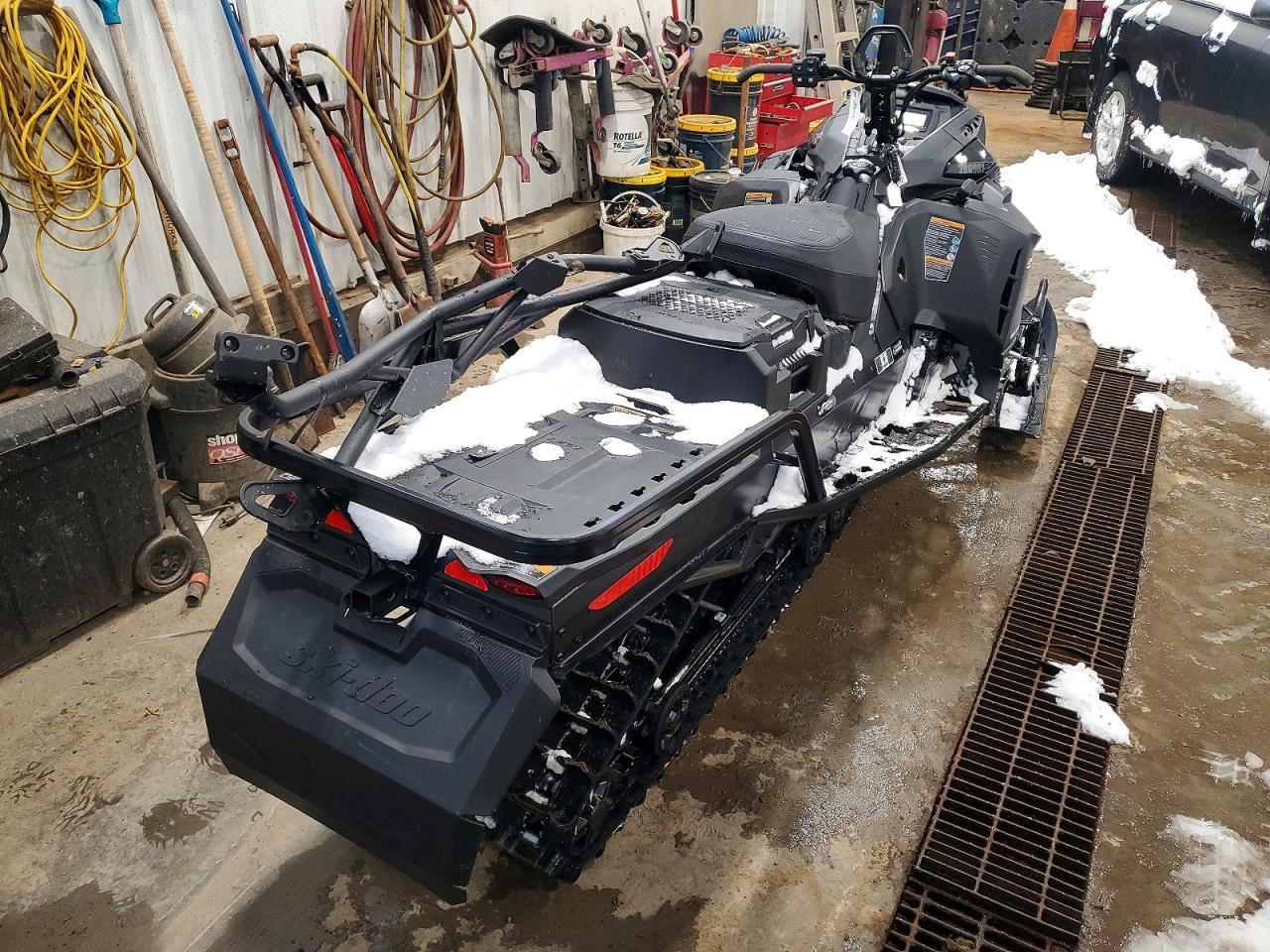 2026 Skidoo Expedition LE 900 ACE Turbo