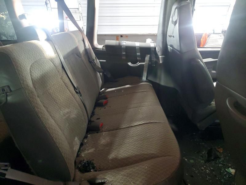 2008 Chevrolet Express G2500