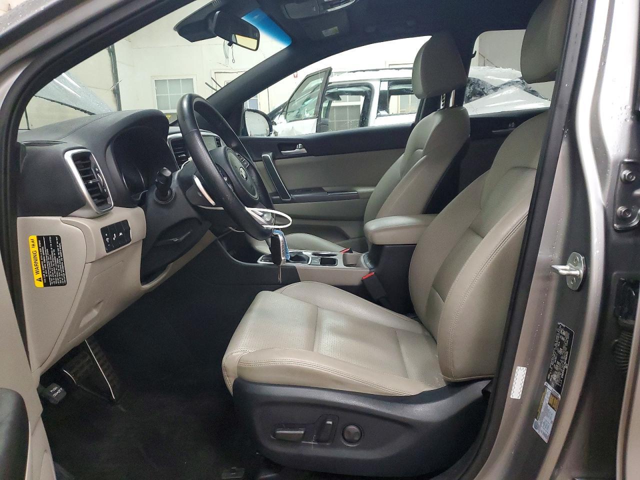 2022 KIA Sportage s