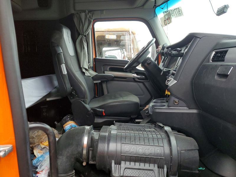 2024 Kenworth T680 Semi Truck