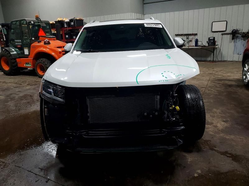 2023 Volkswagen Atlas sel Premium R-line