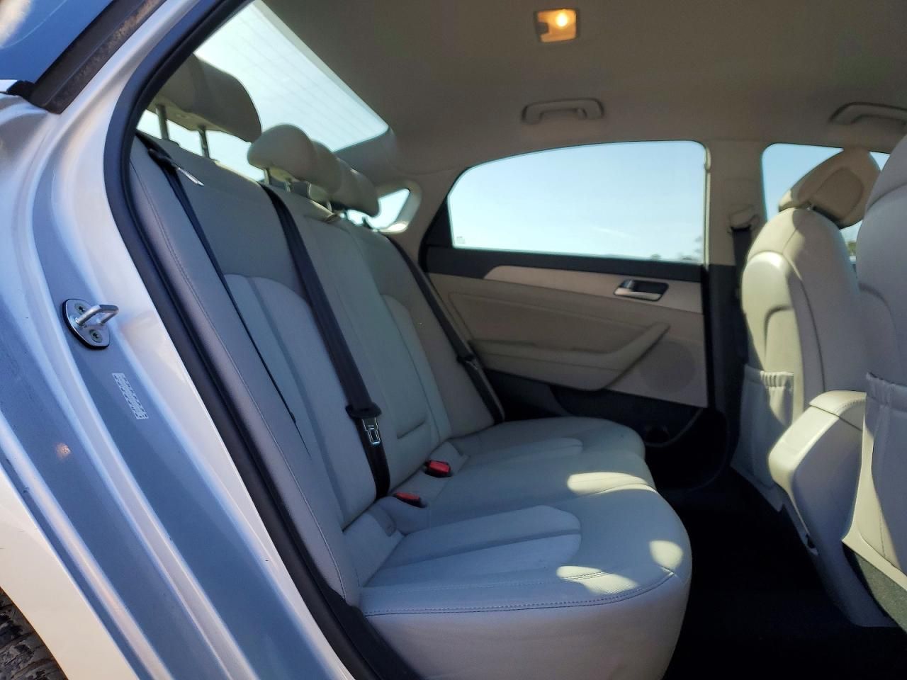 2016 Hyundai Sonata Hybrid