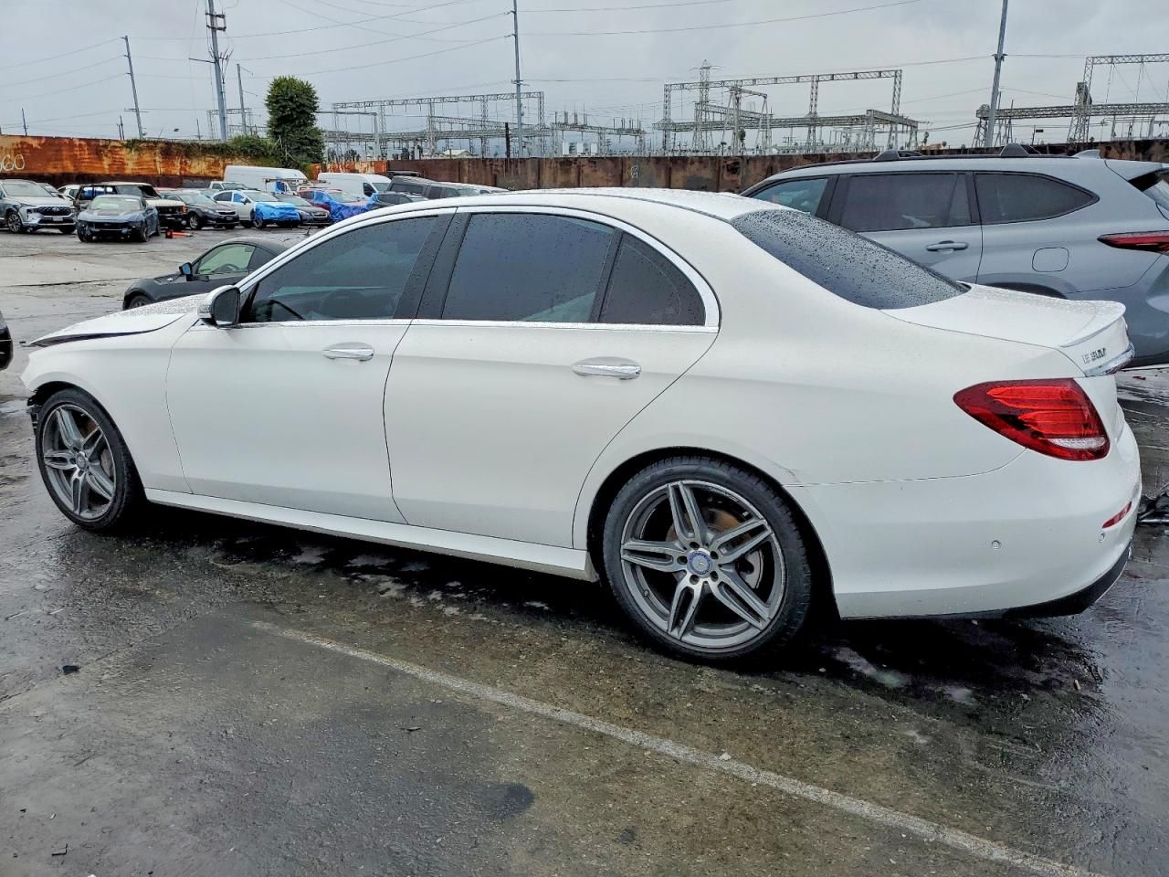 2017 Mercedes-Benz E 300