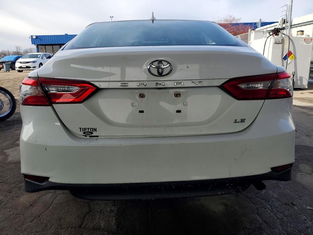 2020 Toyota Camry le