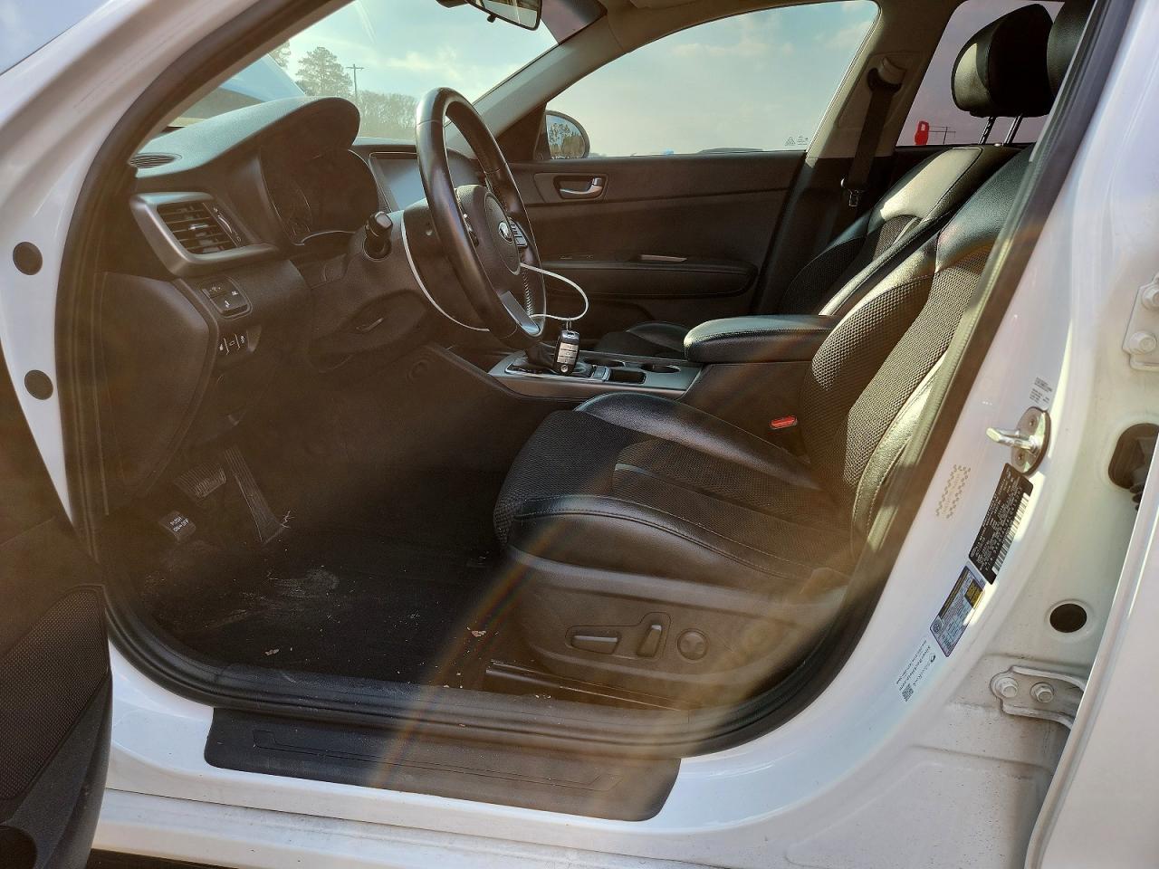 2020 KIA Optima s