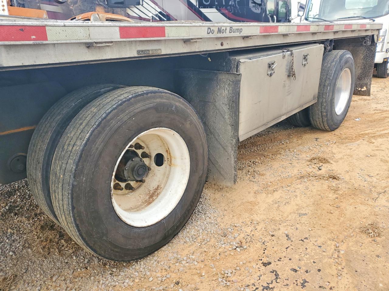 1997 Transcraft Flatbed Trailer