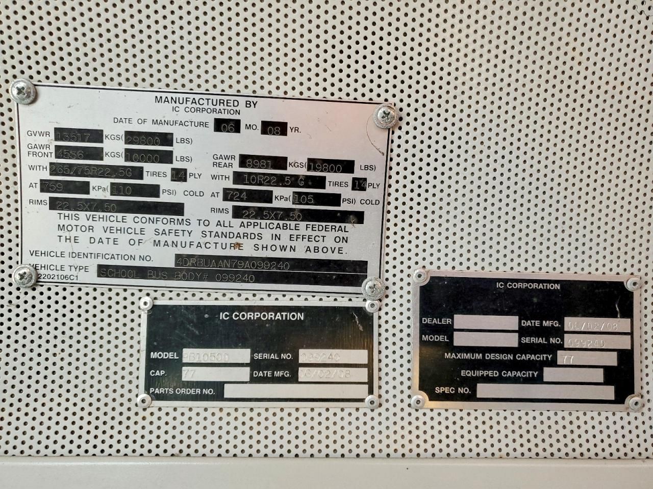 2009 Ic Corporation 3000 CE