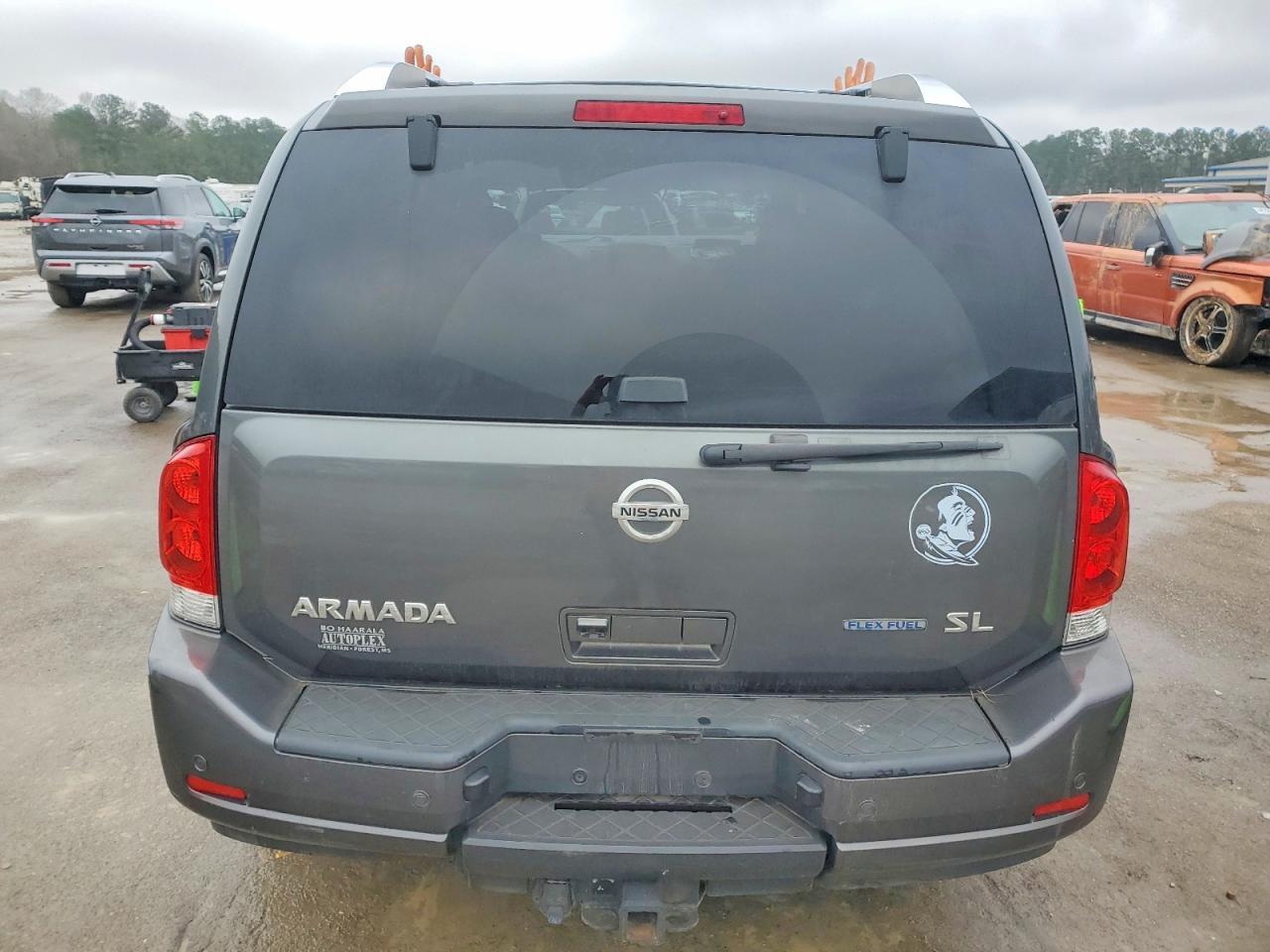 2012 Nissan Armada sv