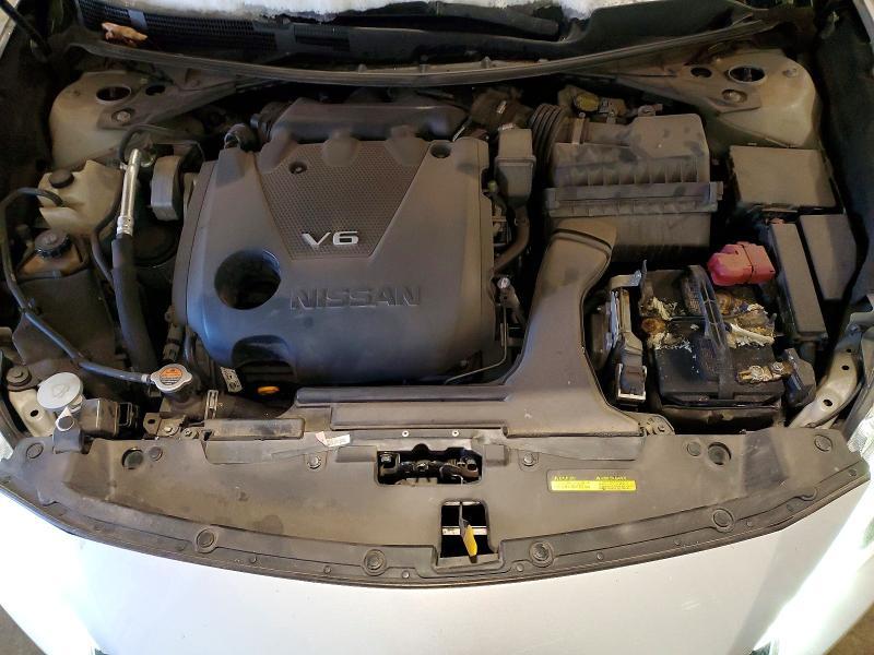 2017 Niss Maxima Platinum