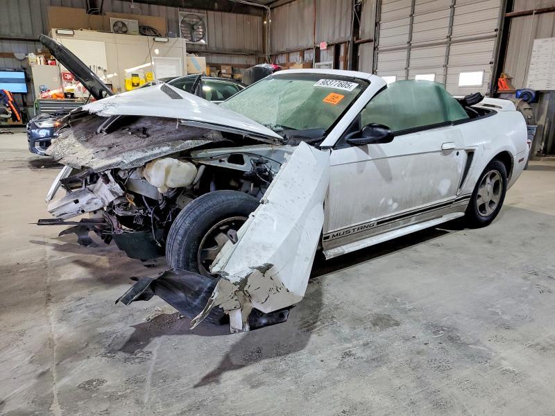 2000 Ford Mustang