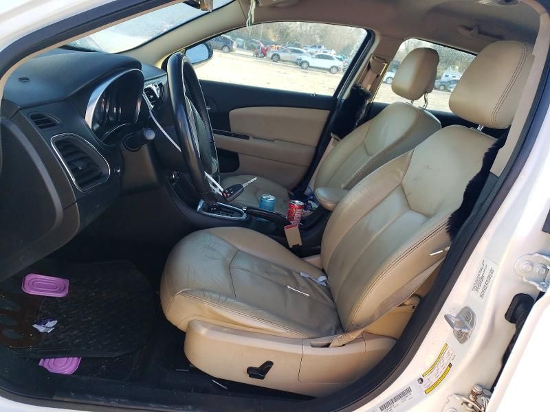 2013 Chrysler 200 Limited