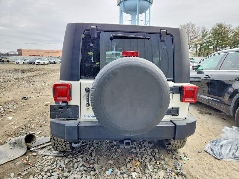 2010 Jeep Wrangler Unlimited Sahara
