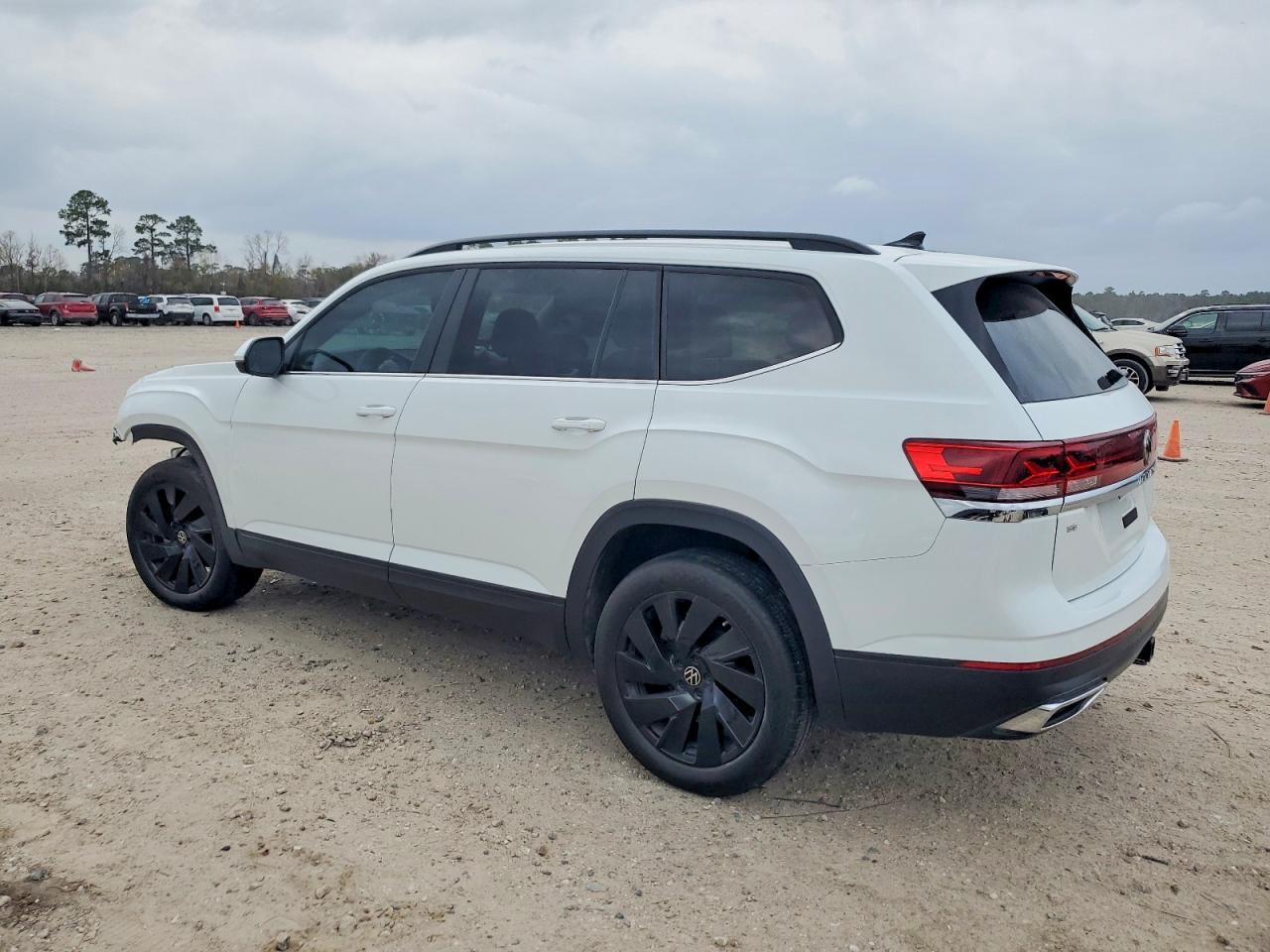 2024 Volkswagen Atlas se