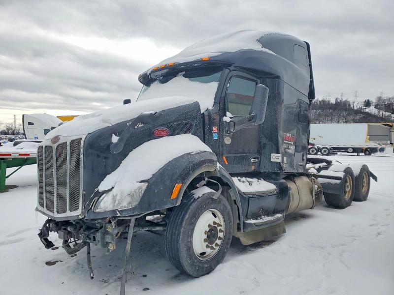 2020 Peterbilt Tractor 2020 Peterbilt 579 Semi Truck