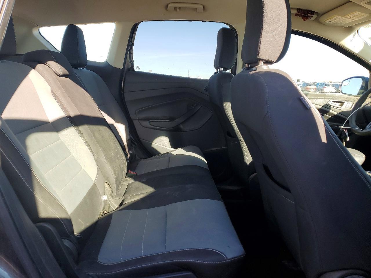 2018 Ford Escape s
