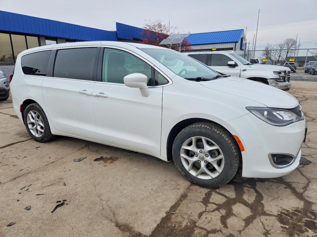 2018 Chrysler Pacifica Touring Plus